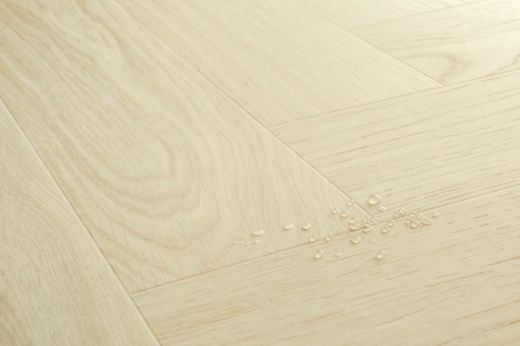 QuickStep Alpha Ciro, Pure Oak Polar Herringbone Vinyl Flooring, 126x6x630mm Image 4