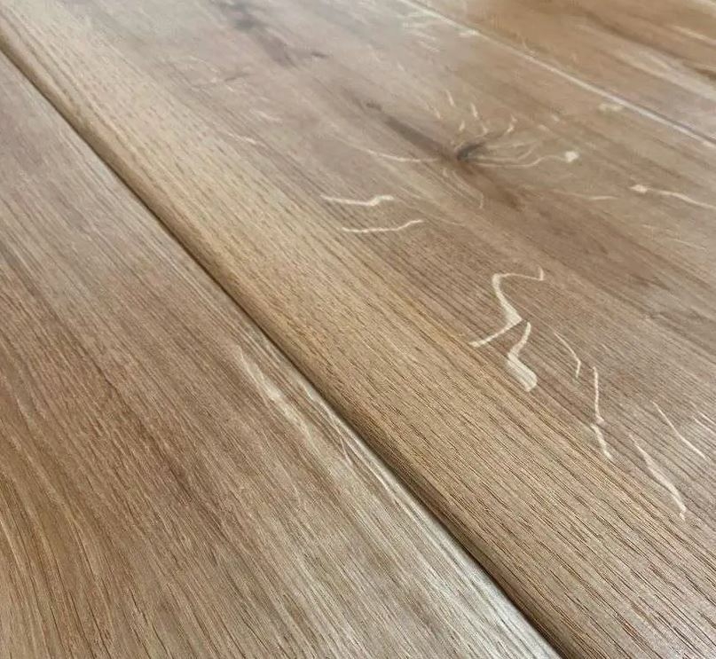 Traditions Solid Oak T-Shaped Threshold, Satin Lacquered, 7mm, 2.44 m Image 3